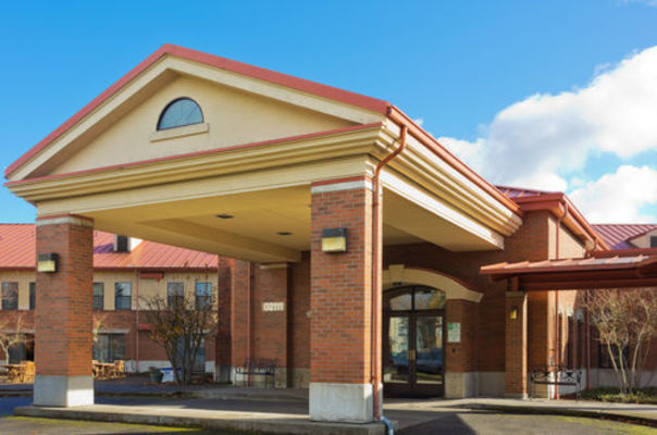Fort Lewis (Joint Base Lewis-McChord) Directory - IHG Army Hotels Ranier Inn photo number 1
